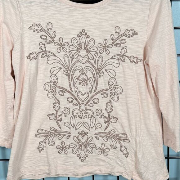 Chicos Zenergy Soft Embroidered Applie T-Shirt Womens 1 (8/10) Pink Cottagecore‎ - Picture 2 of 8